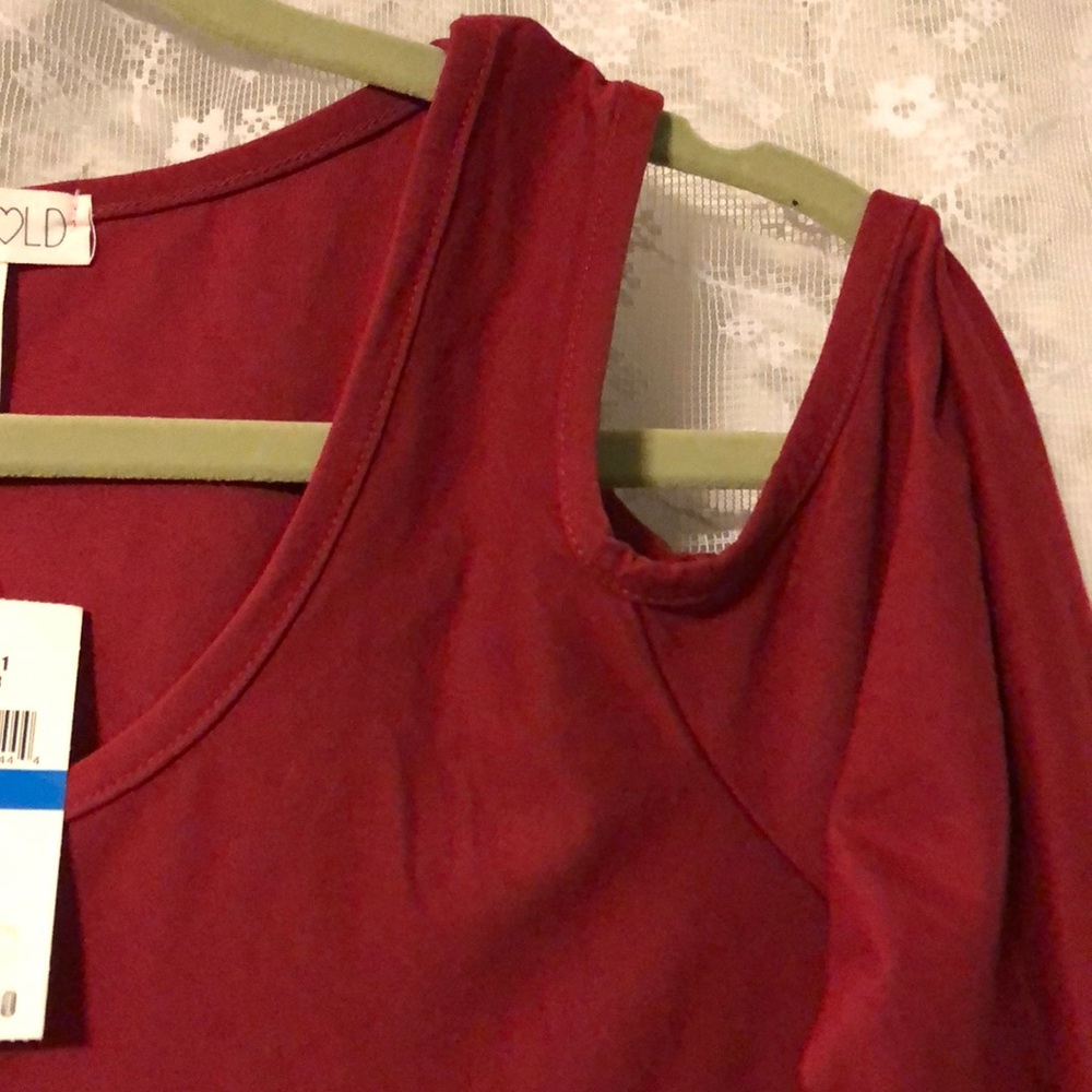 BNWT Open sleeve dress - Picture 2 of 3